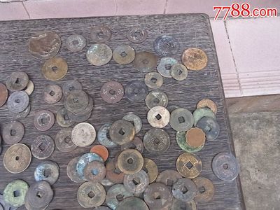 一堆老铜钱,古币,清朝,通宝/重宝/元宝,铜币,成套销售,se33019319,零售,聚古堂